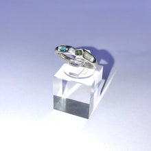 Charger l&#39;image dans la galerie, Bague 𝑅𝒶𝒹𝒾𝒶𝓃𝓉 𝒞𝒽𝒾𝓁𝒹 - 3 pierres