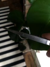 Charger l'image dans la galerie, Chevalière avec Nacre Gravée